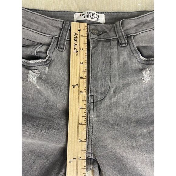 Queen Hearts Women denim Jeans Black Gray wash distressed Size Small - Picture 6 of 11